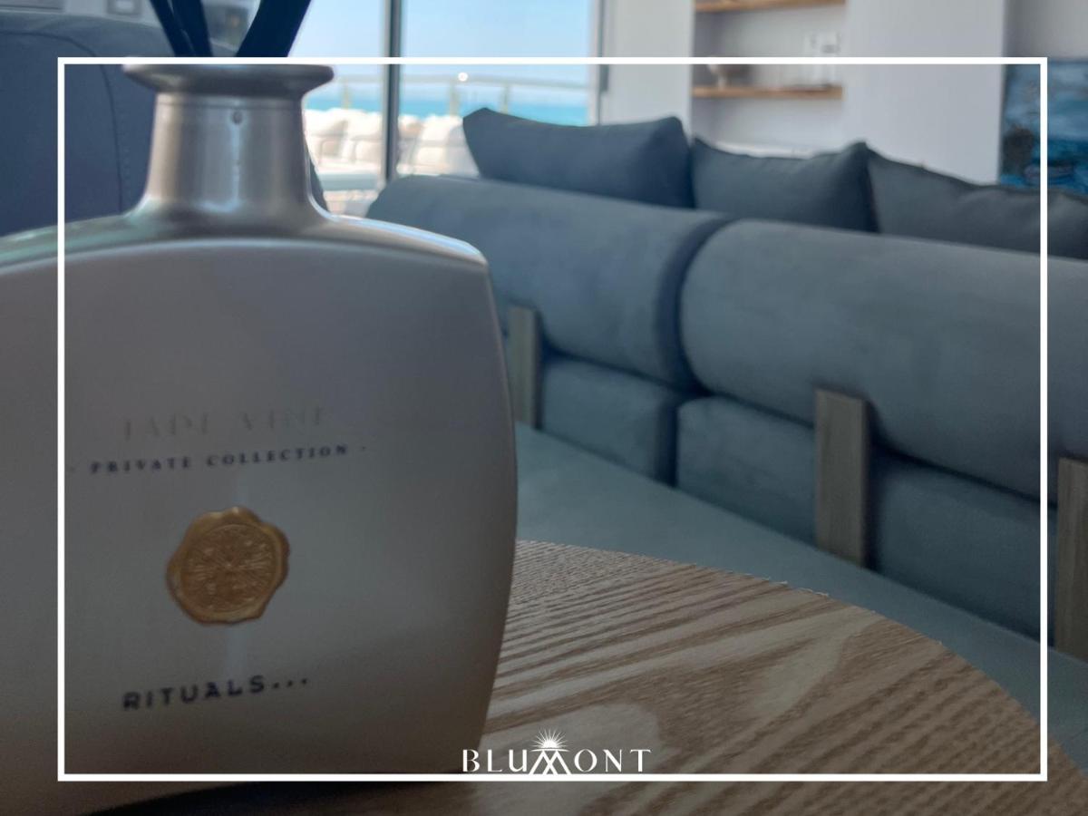 Luxury Rooftop Suites By Blumont Shkallnur Exterior photo