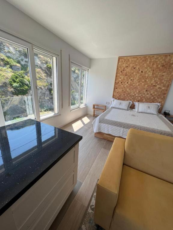 Luxury Rooftop Suites By Blumont Shkallnur Exterior photo
